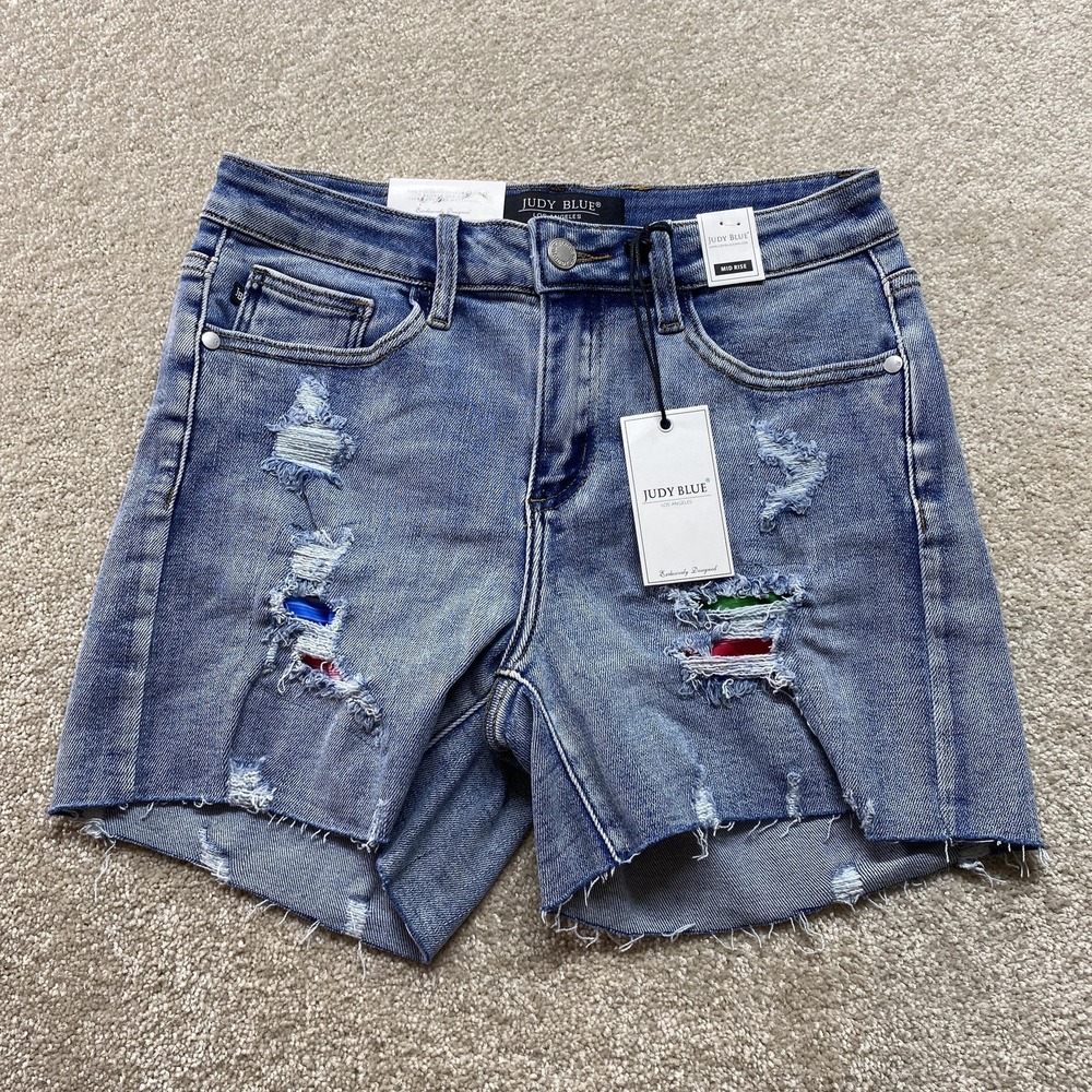 Judy Blue Bermuda Shorts Womens Small Blue Distressed Denim Mid Rise Raw Hem